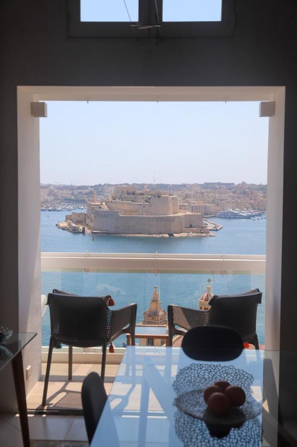 Spacious Maisonette With Spectacular Views Ibri1-1 Semesterbostad