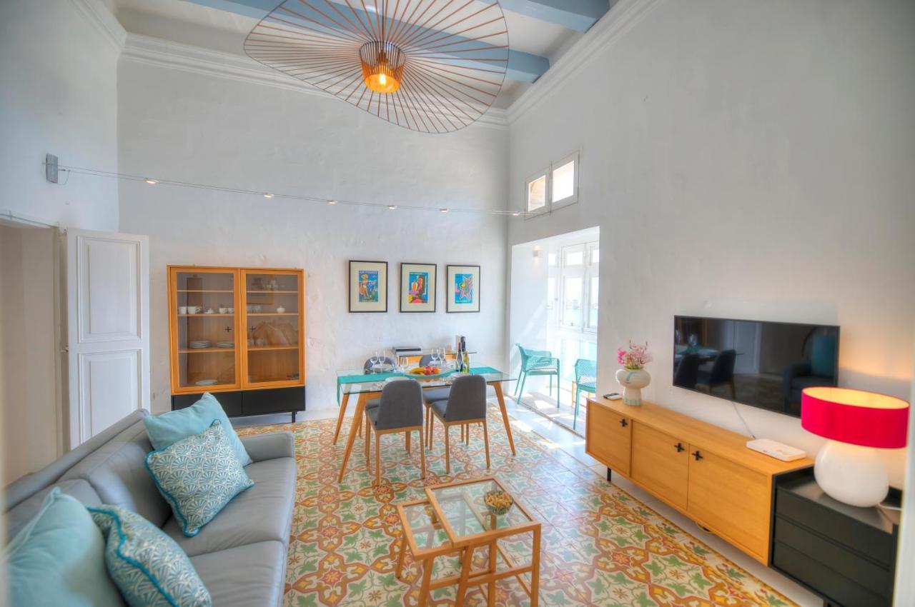 Semesterbostad Spacious Maisonette With Spectacular Views Ibri1-1 Valletta